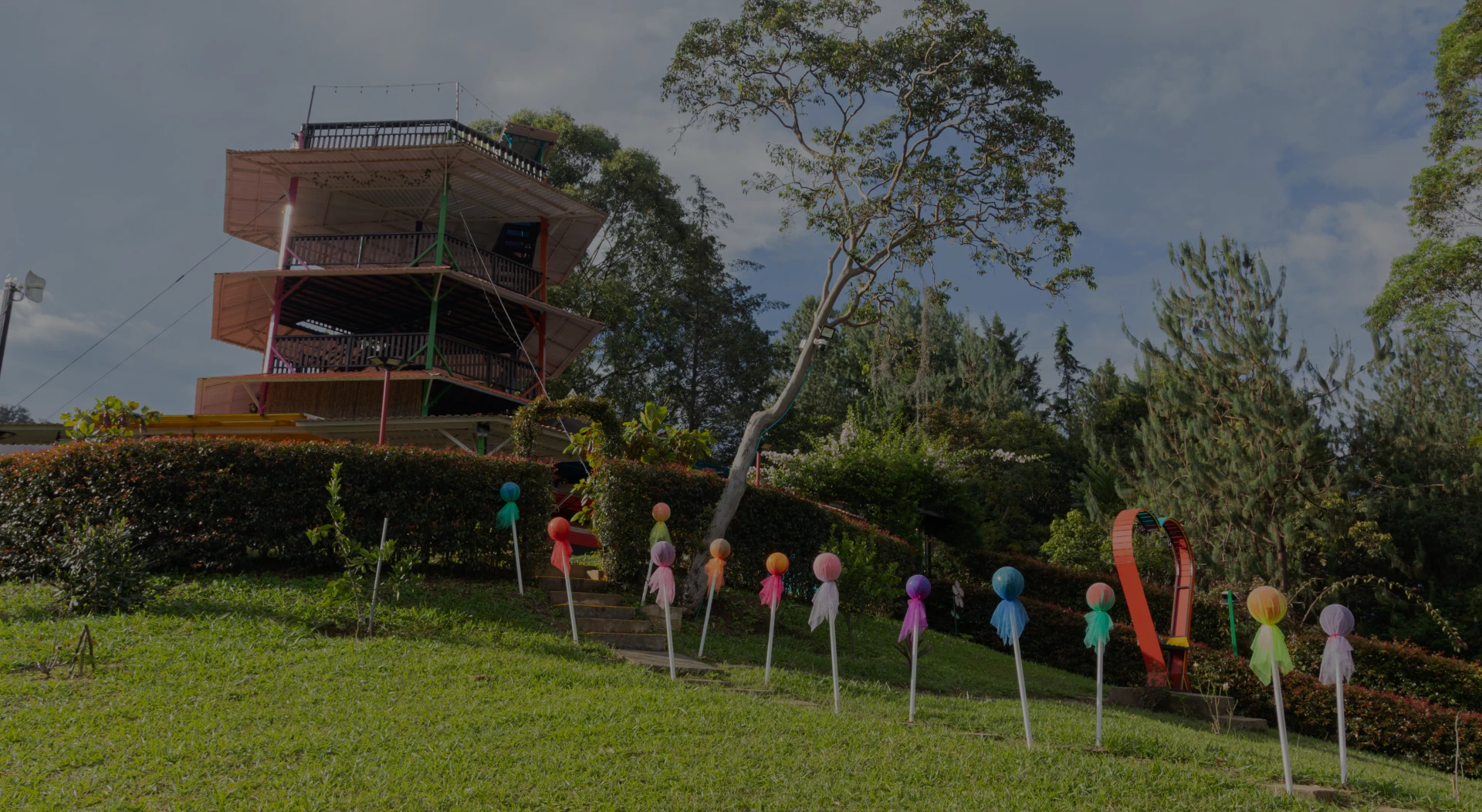 Colina Entre Colores